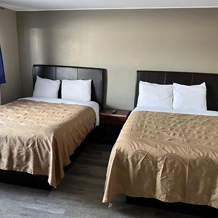 Timberly Motel Gaylord Kültér fotó