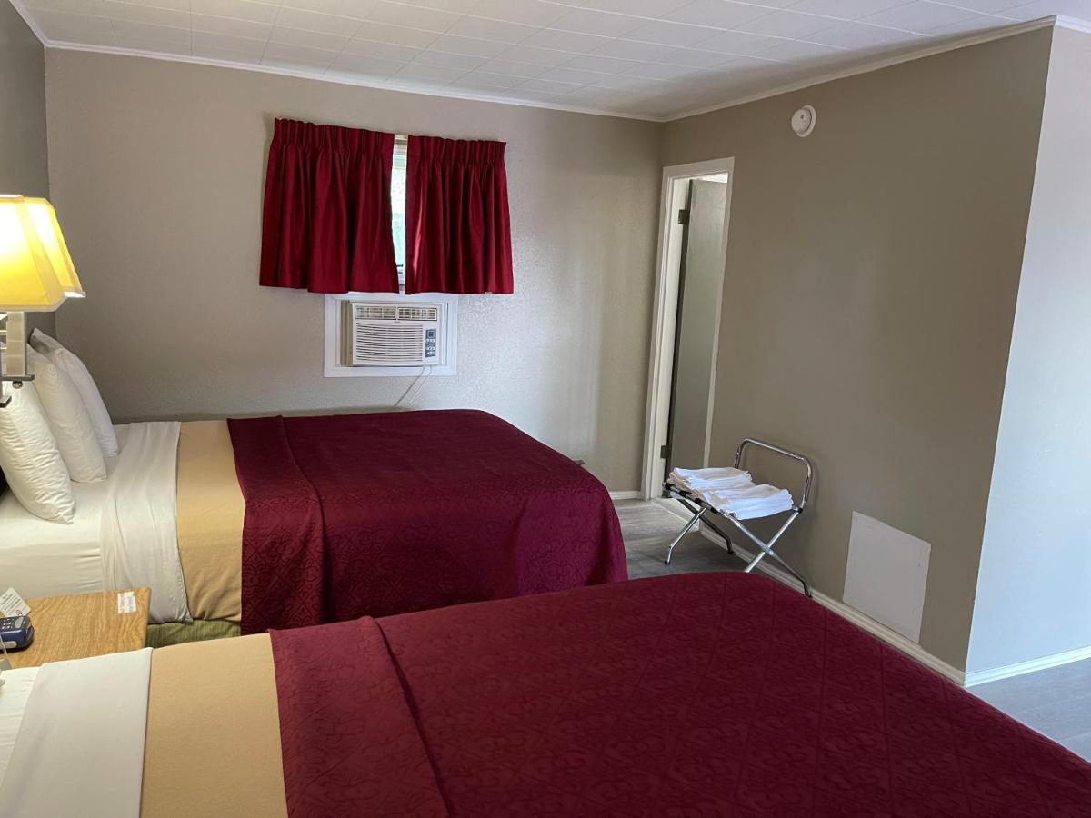 Timberly Motel Gaylord Kültér fotó