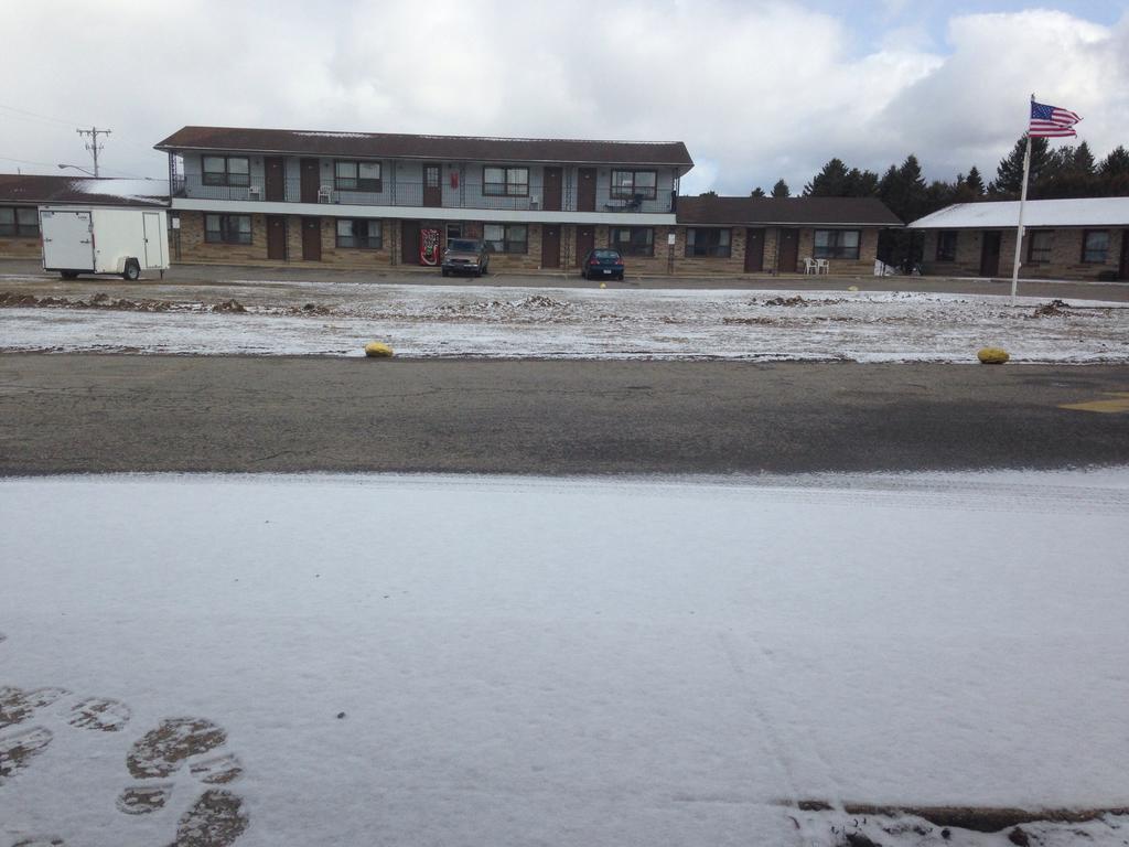 Timberly Motel Gaylord Kültér fotó