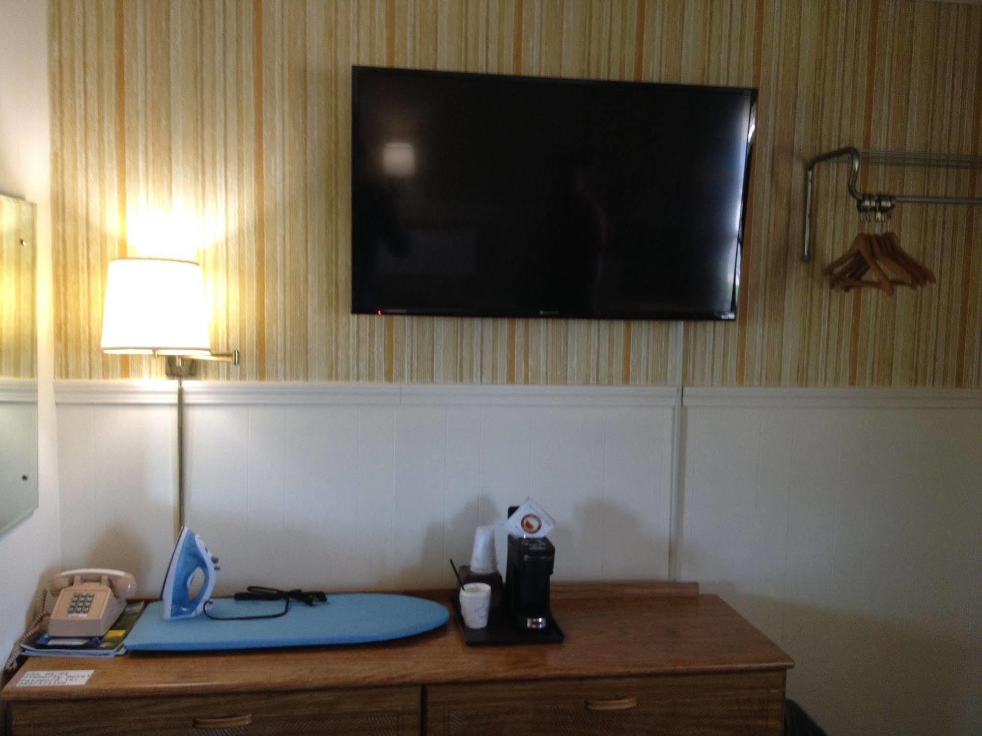 Timberly Motel Gaylord Kültér fotó