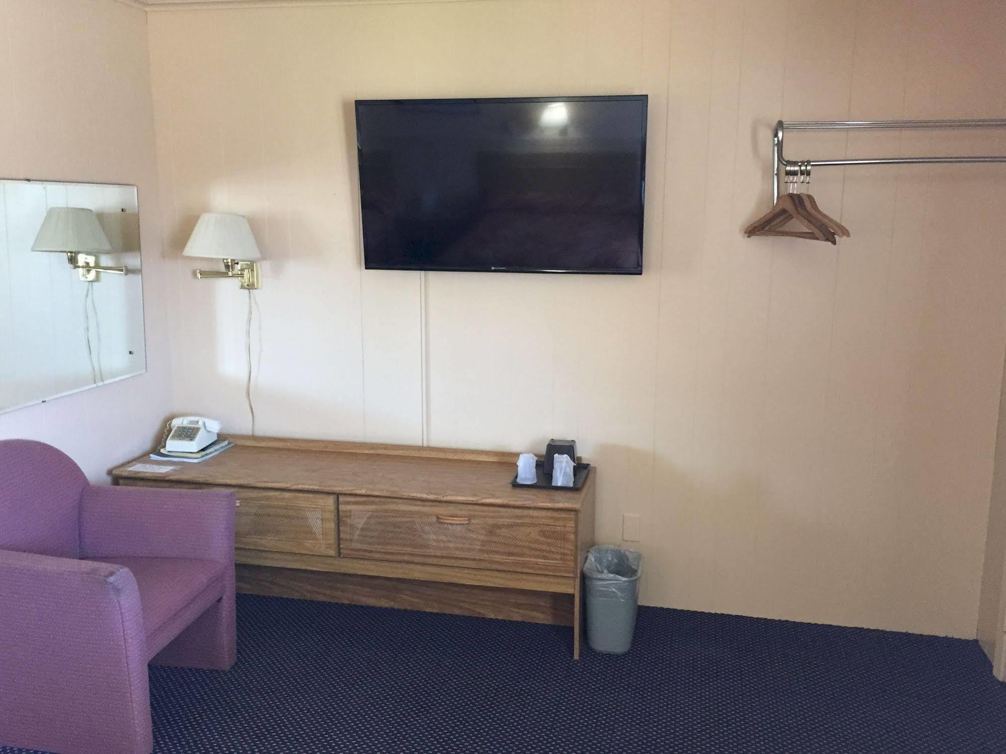 Timberly Motel Gaylord Kültér fotó
