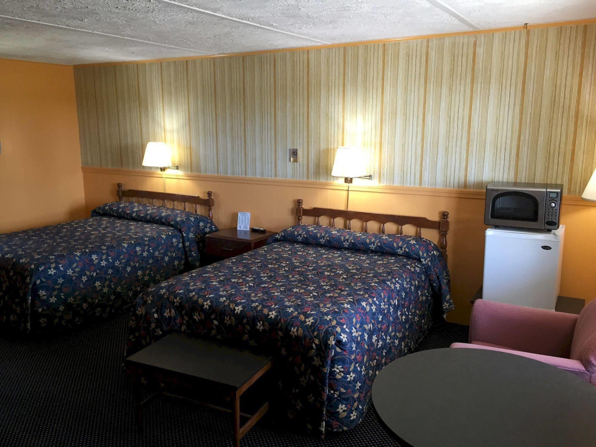 Timberly Motel Gaylord Kültér fotó