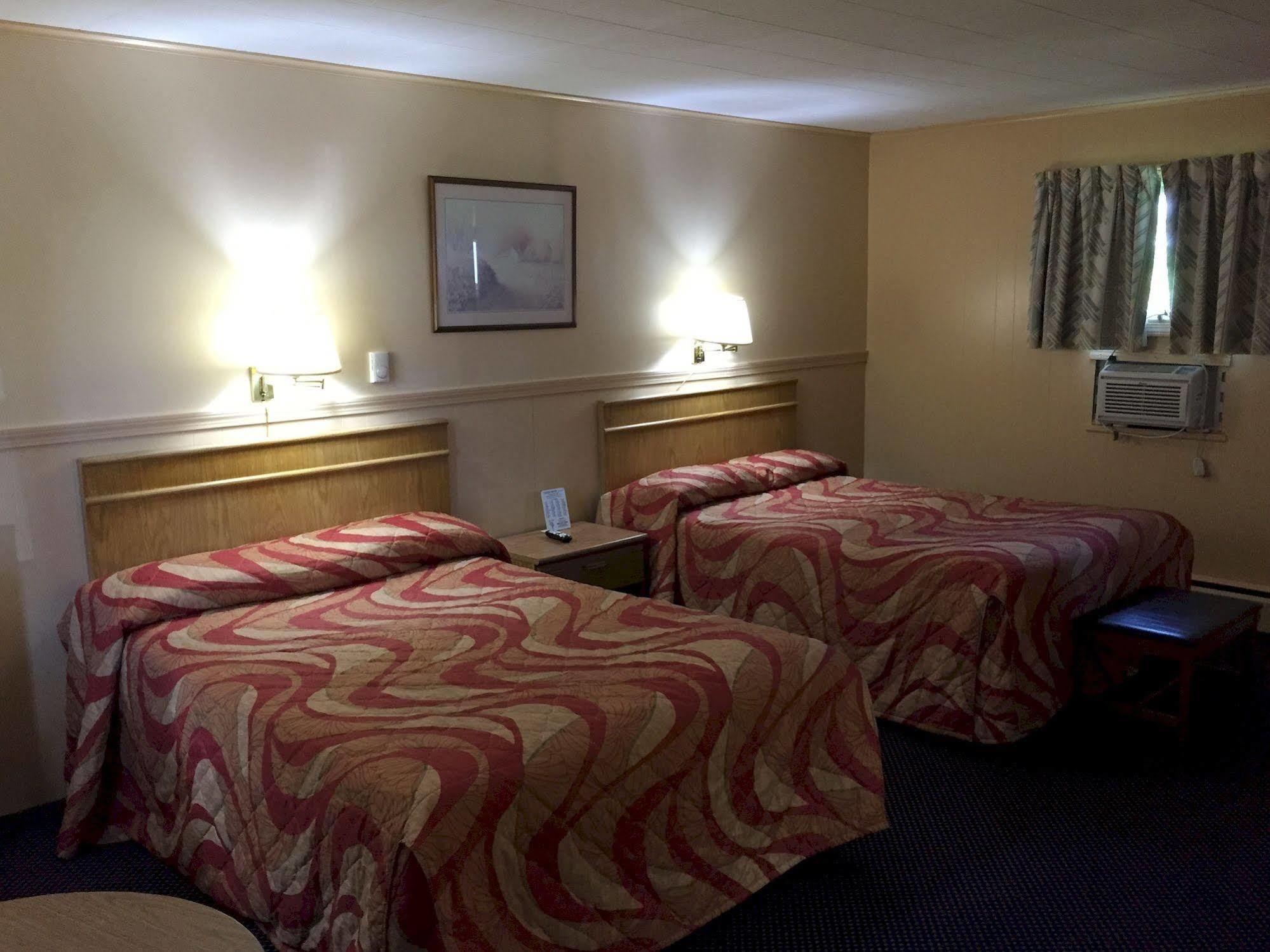 Timberly Motel Gaylord Kültér fotó